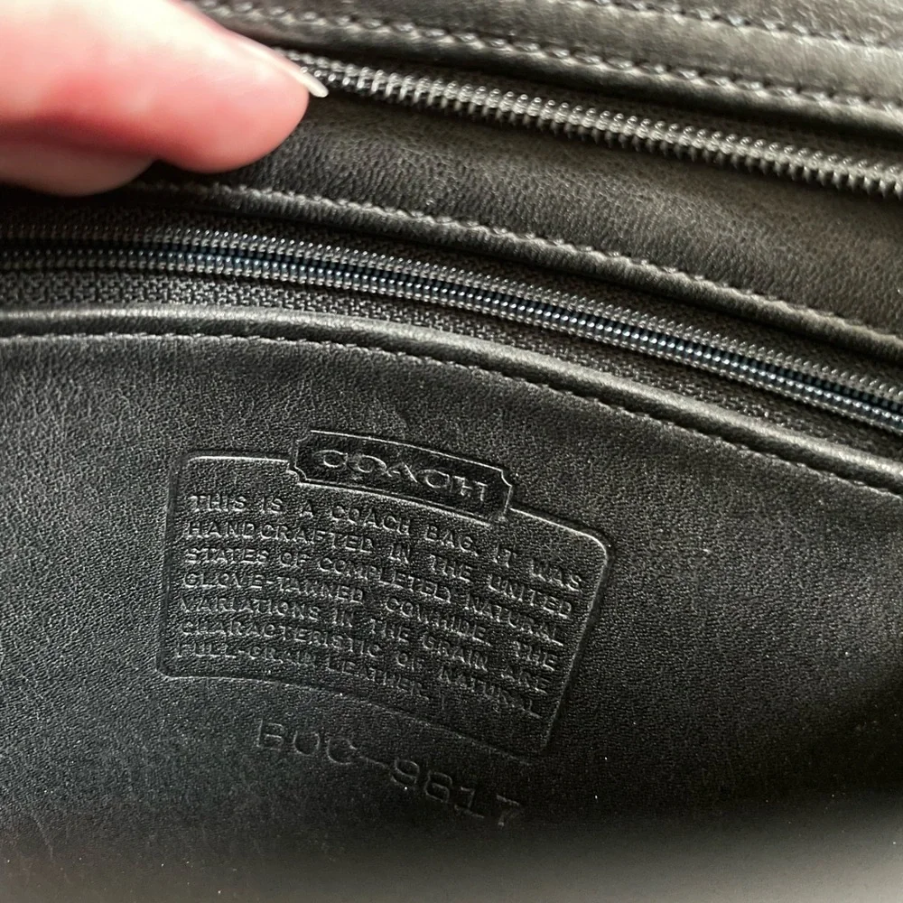 Vintage Coach 9817 Camera Crossbody Handbag Black Leather Made in USA - Picture 9 of 9